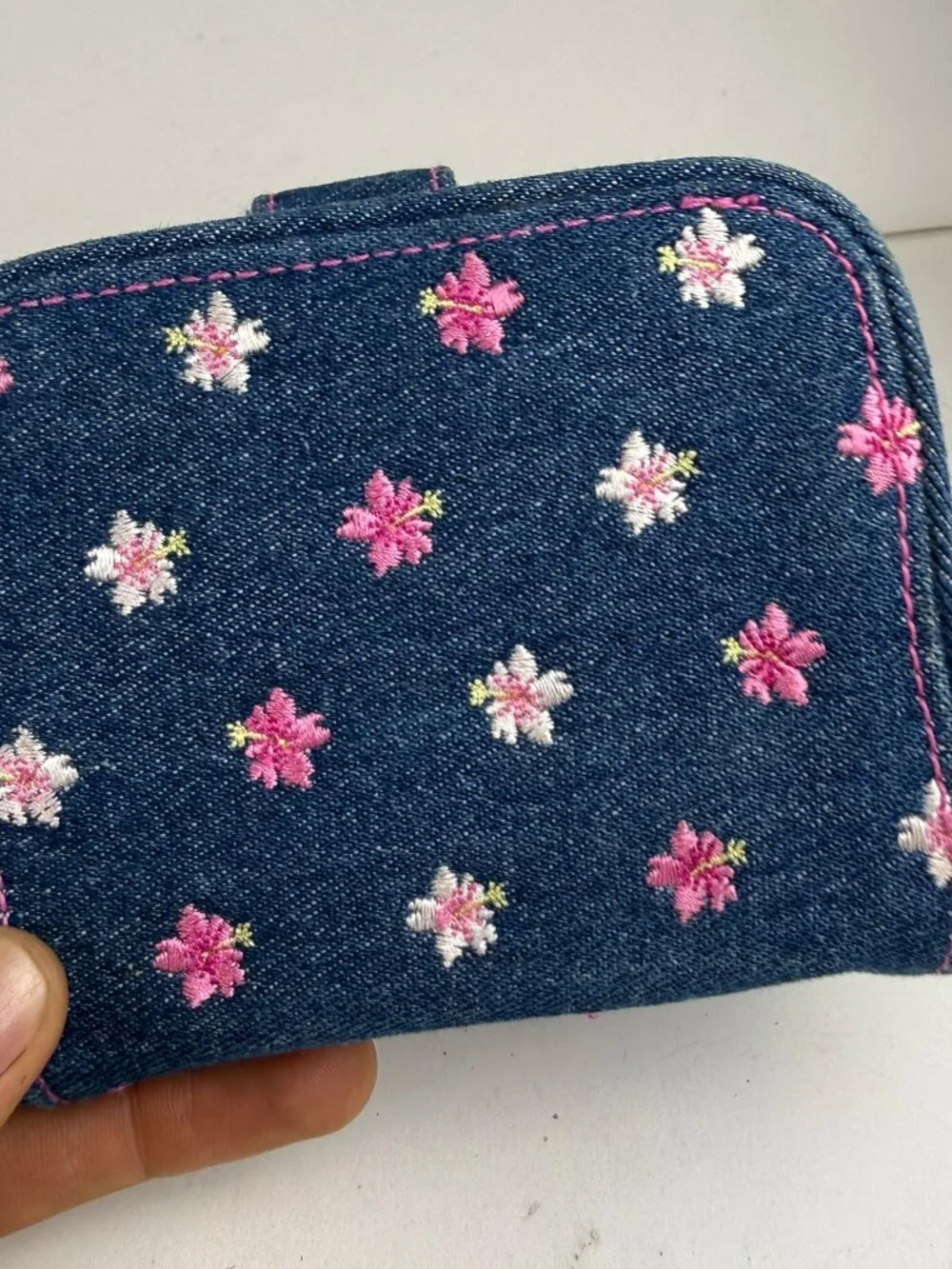 Sunny Hawaii Blue Denim Floral Embroidered Snap Zip Bifold Wallet Sun Charm